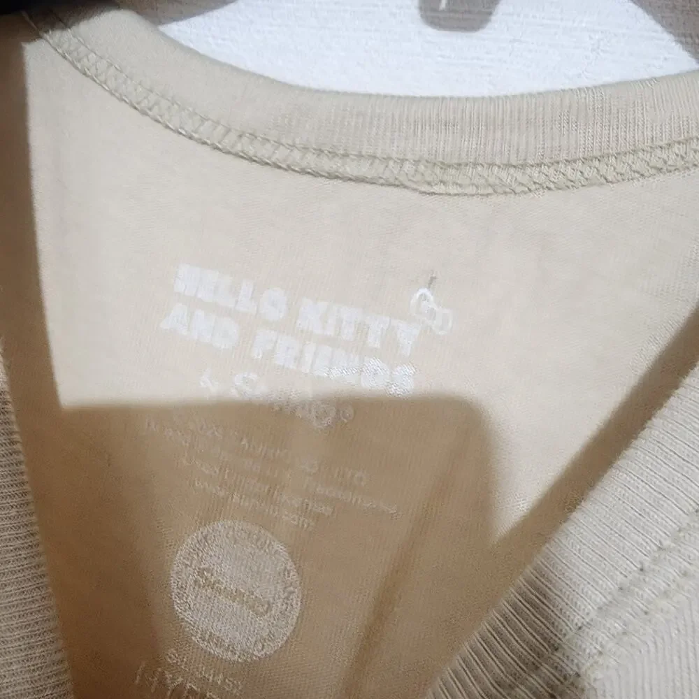 Hello kitty and friends shirt women XS